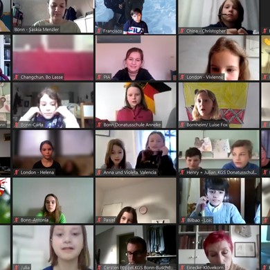 Praemierung AbraPalabra-Feier. Foto: Screenshot Ingrid Smolarz